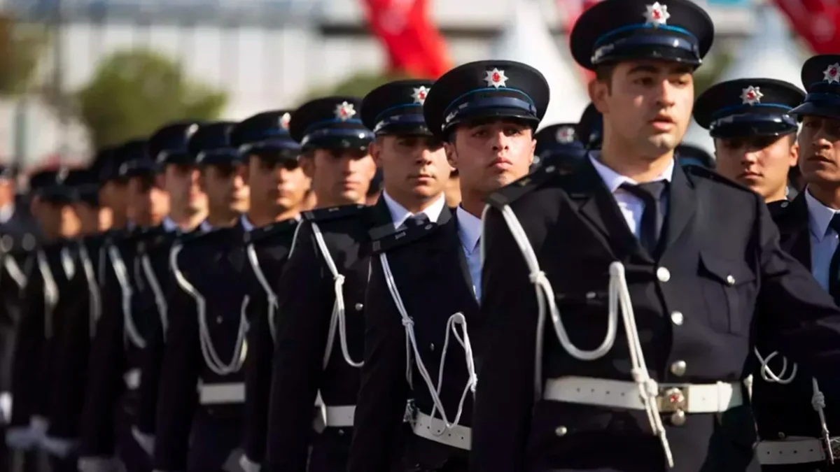 Yeni Polis Alımı İçin Düğmeye Basıldı: Emniyet Teşkilatı'na Kimler Katılabilecek Belli Oldu!